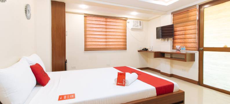 红门酒店Plus-近上城BGC购物中心(RedDoorz Plus near Uptown BGC Mall)图片