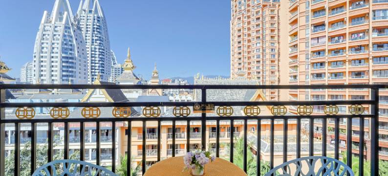 纳新酒店(西双版纳景洪告庄西双景星光夜市店)图片