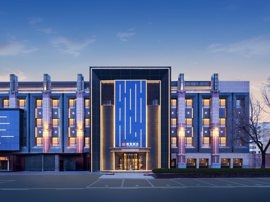 哈尔滨中央大街璞硯酒店