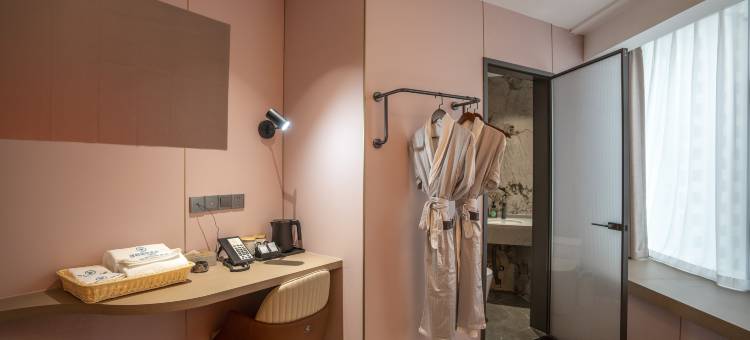 逸柏国际酒店(固始县政府根亲文化园店)图片