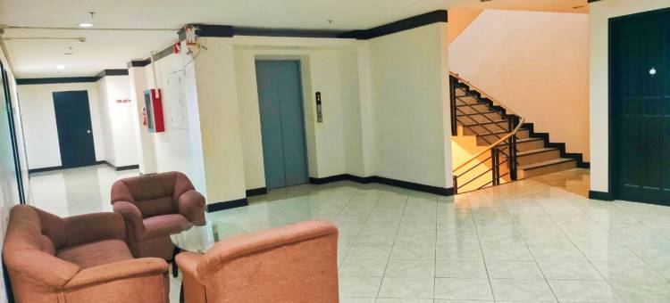 杜马格特市入住酒店(Check Inn Hotel Dumaguete City by RedDoorz)图片