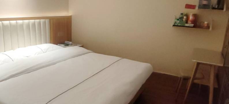 灵丘金百合优选酒店(财政局店)图片