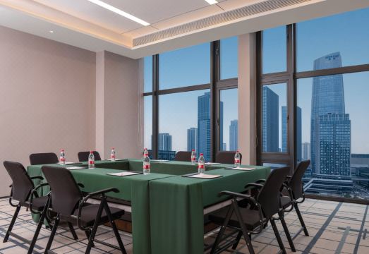 Holiday Inn Express Chongqing Central Park by IHG Hotel Overview