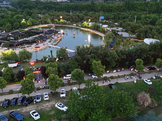 梵净山云舍月牙池民宿