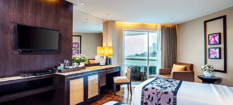 芭堤雅爱湾海滩度假酒店(A-ONE Pattaya Beach Resort)图片