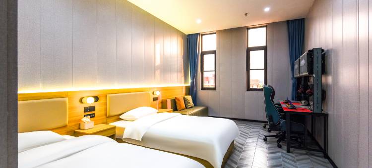 网鱼电竞酒店(北辰京津公路店)图片