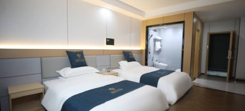 德格利众大酒店图片