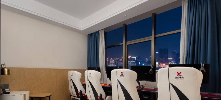 星屿电竞酒店(邵阳江北广场店)图片