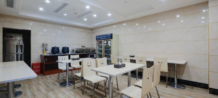 朗逸酒店(重庆悦来国博中心店)图片