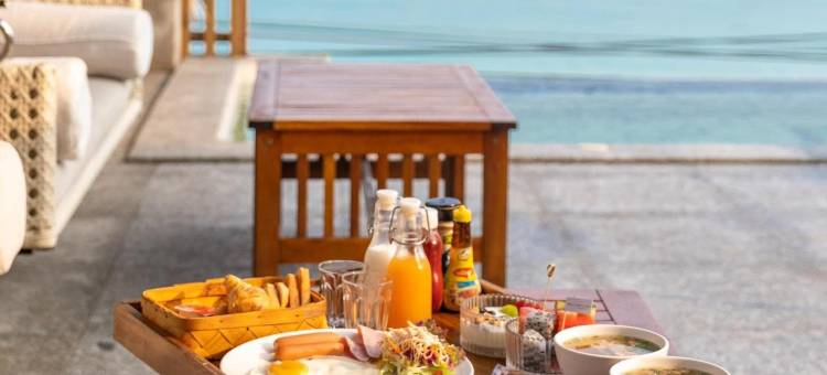 珊瑚岛米拉(Mila Kohlarn)图片