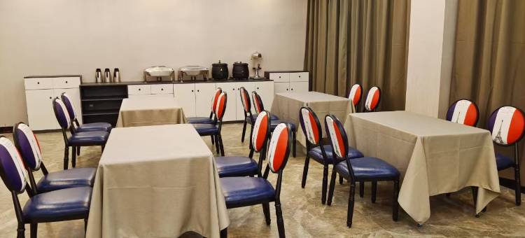 昂仁昂卓仁木大酒店图片