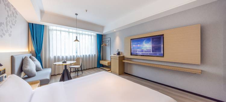 万信至格酒店(自贡彩灯公园店)图片