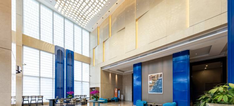 广州戴斯温德姆酒店(中大布匹市场五凤地铁站店)图片