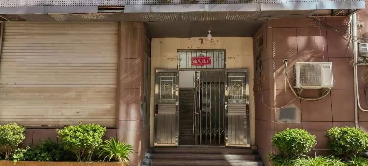 OYO浮梁洪源公路宾馆图片