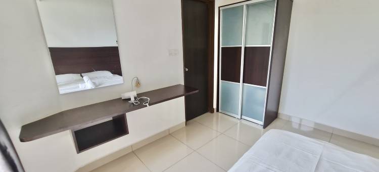 Marina Teluk Batik by Manhattan Group图片