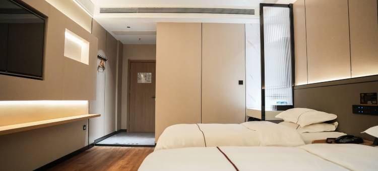 旬阳简一大酒店(祝尔康大道旬中后街店)图片