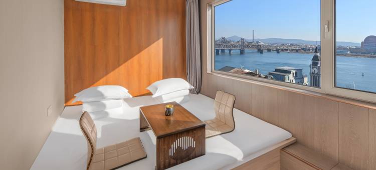 如家派柏·云酒店(丹东鸭绿江断桥景区丹东站店)图片