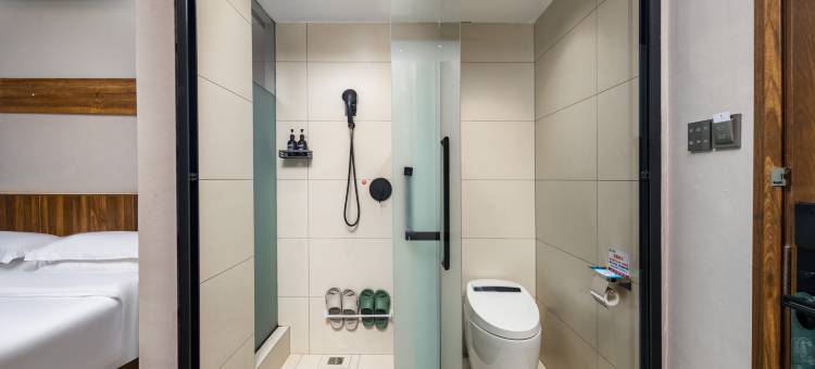 宸玥酒店(成都三河场地铁站店)图片