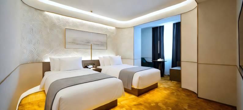 格林缦旅酒店(秋水广场翠苑路地铁站店)图片