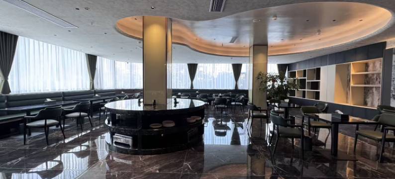 峖亚酒店(贵阳黔灵山公园延安西路地铁站店)图片