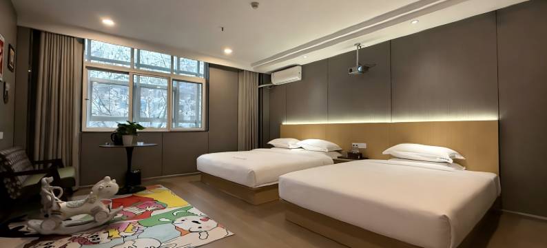 领航HOTEL酒店(清镇中环国际店)图片