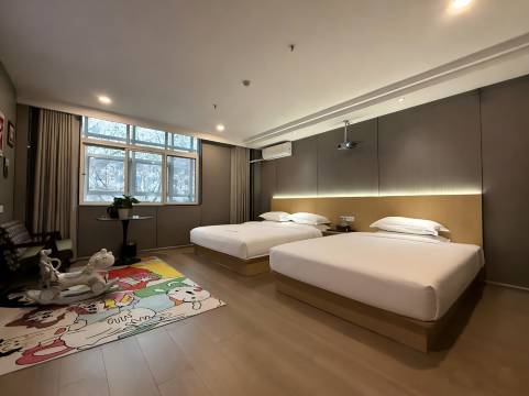 领航HOTEL酒店(清镇中环国际店)