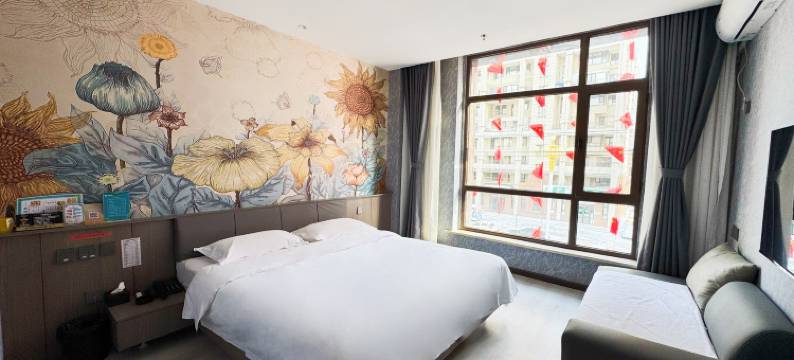 白山珑玥水汇酒店图片