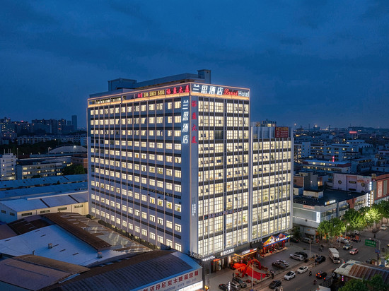 东莞兰思酒店(寮步汽车客运东站店)