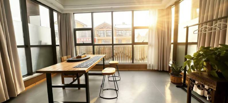 如家旗下华驿精选酒店(长白山西景区旅游服务中心店)图片