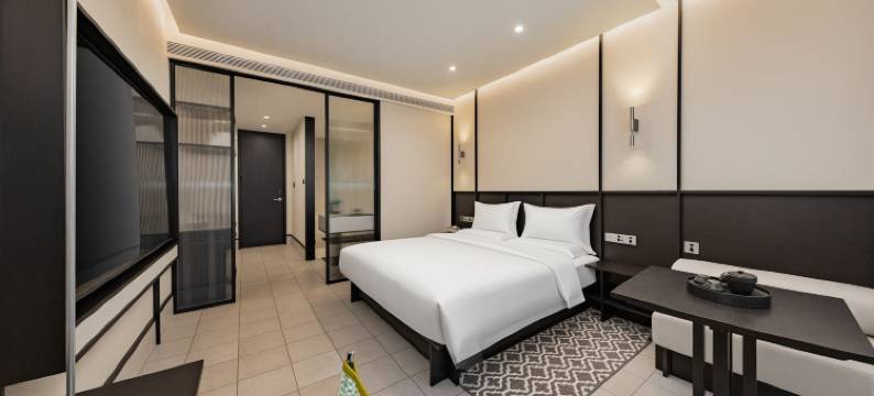 麓引泊森酒店(苏宁广场阿尔丁植物园店)图片