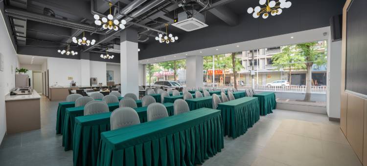 维也纳3好酒店(肇庆市鼎湖山站店)图片