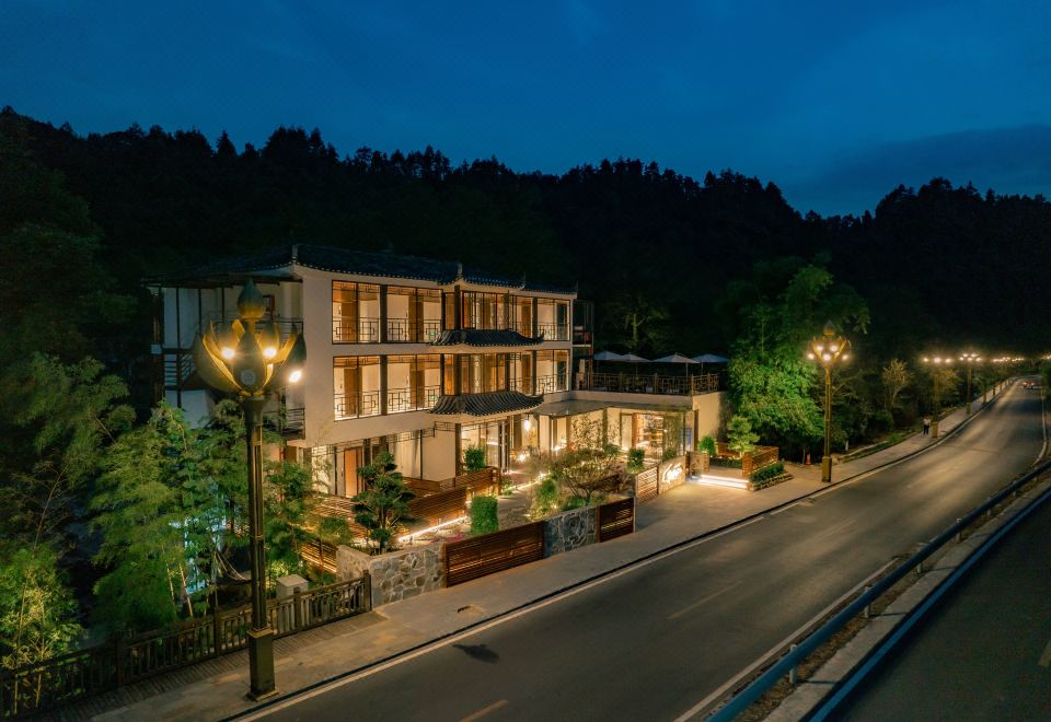 Mount Fanjing Muxi Mountain Lodge Hotel Overview