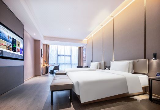Atour Hotel on Bianhe Middle Road, Suning Plaza, Suzhou. Hotel Overview