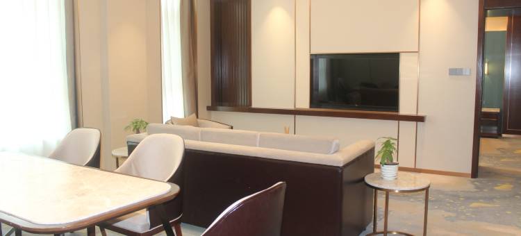 泗水泉源酒店图片