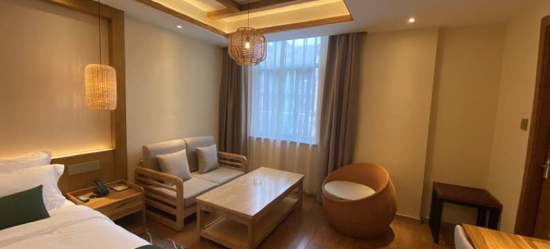 隐陌酒店(攸县酒仙湖风景区店)图片