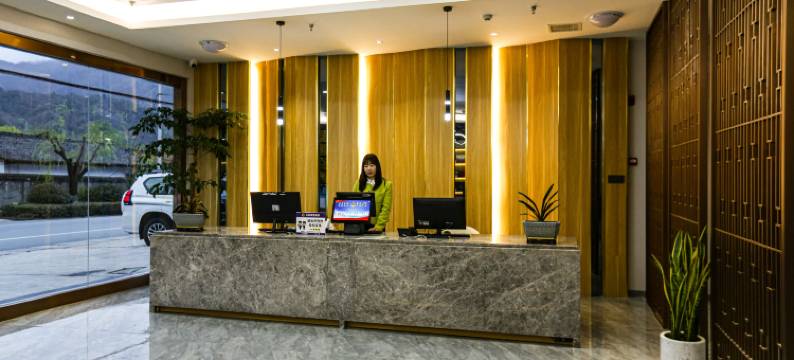 留坝县四季花居酒店图片