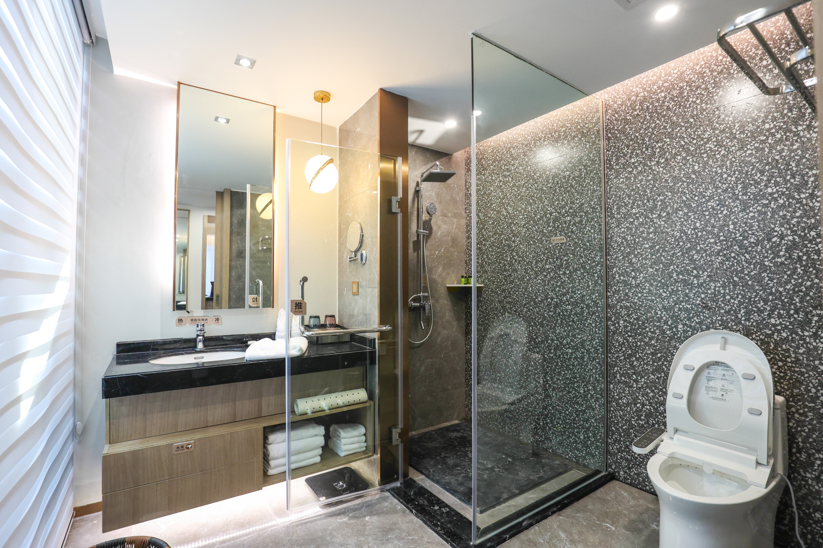 Blossom Garden Resort Hotel Overview