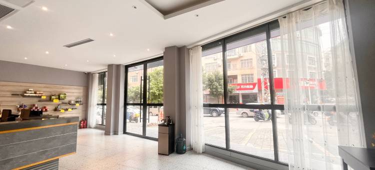 7天酒店(容县汽车总站店)图片