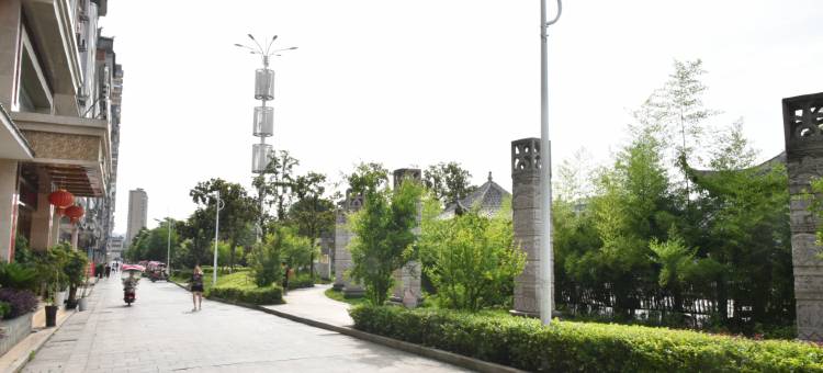 岑巩盛唐酒店图片