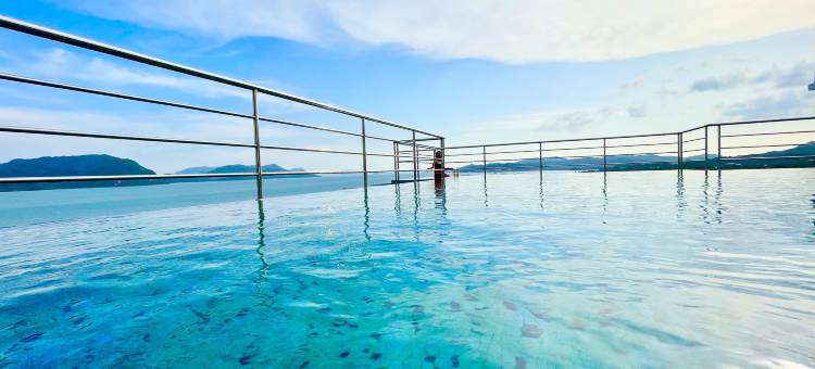 兰卡威 3卧室海景公寓(Langkawi Seaview Cube w/ Rooftop Pool)图片