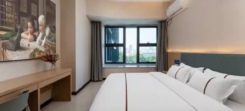 悠然轻宿影院民宿(济南火车站店)图片