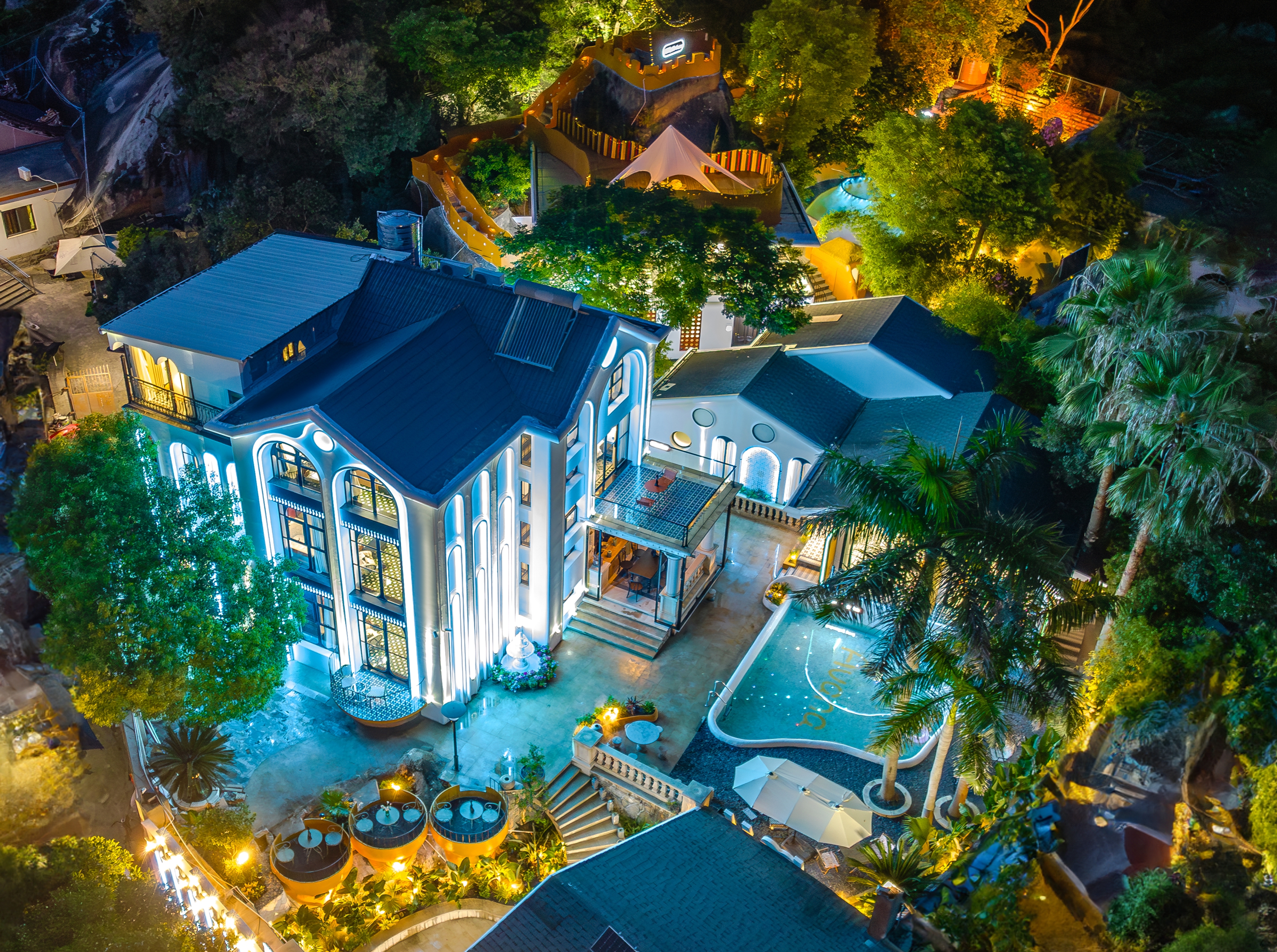 Xiamen Avana Hotel (Huandao South Road Zengcuo'an)Over view