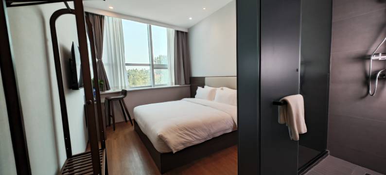 乐酷假日快捷酒店(北京王四营店)图片