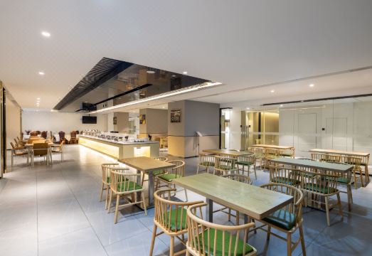 Yue Lizun Hotel (Tianjin Jinghai No.1 Middle School Diwei Road) Hotel Overview