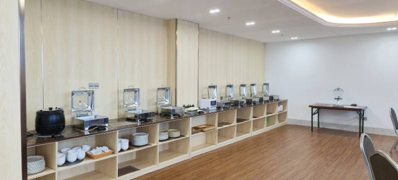 万之海大酒店(安吉万达广场创业路地铁站店)图片