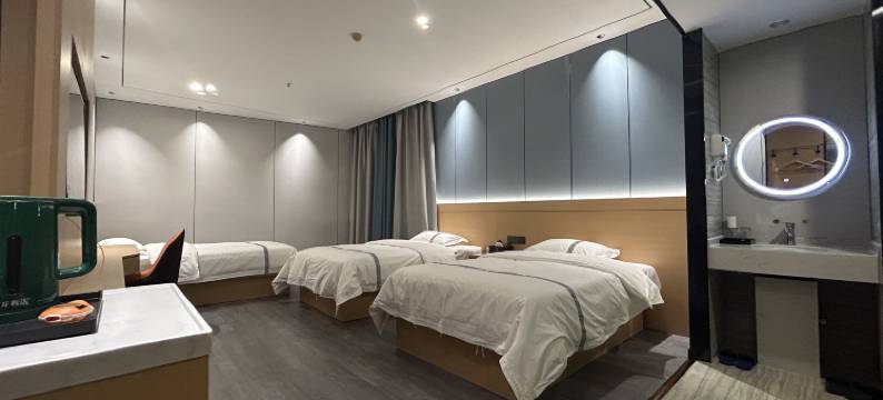 望谟黄金商务酒店图片