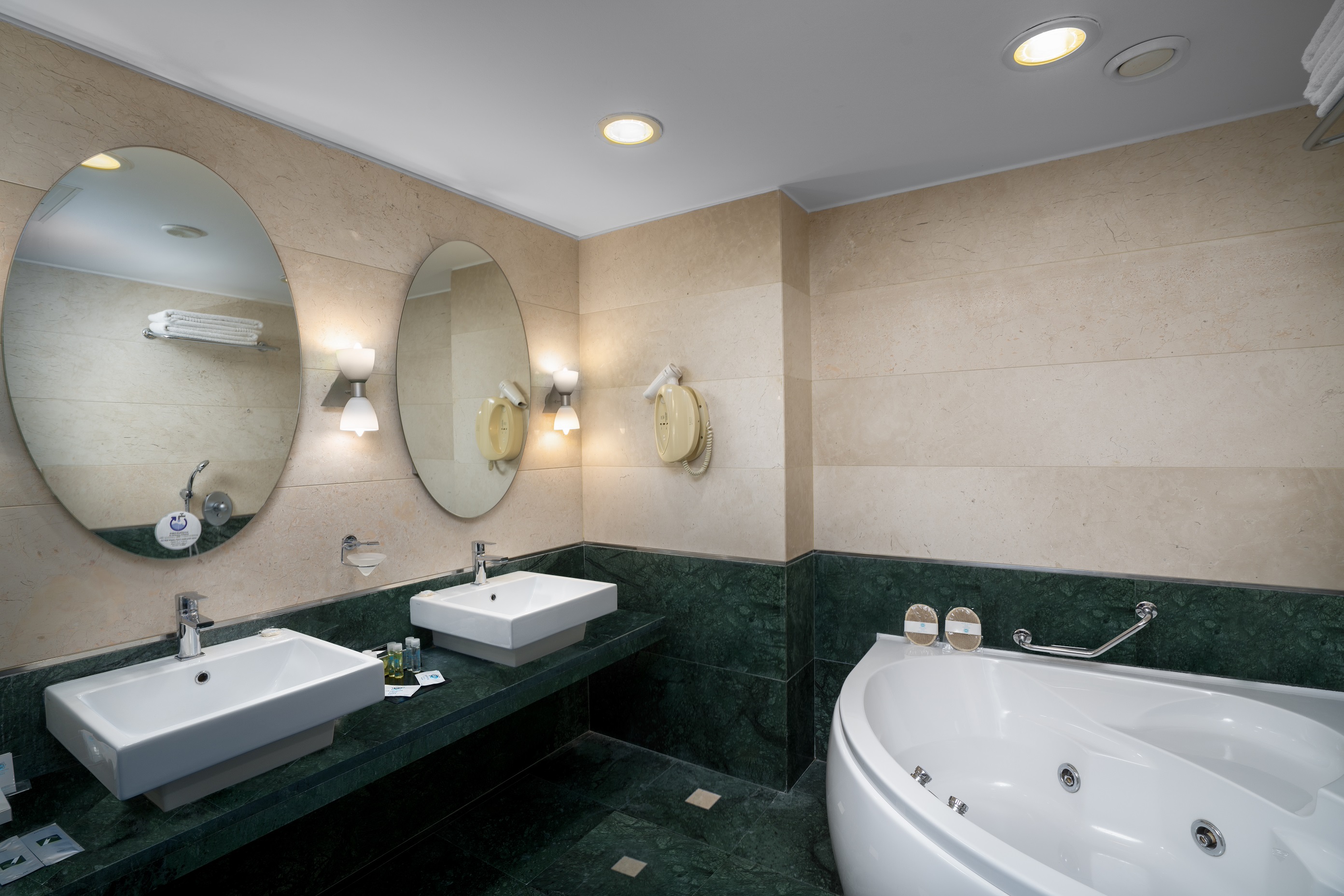 Grand Hotel Konya Over view