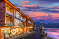 Sanseyunhe LuguLake Hotel - Bãi đậu xe