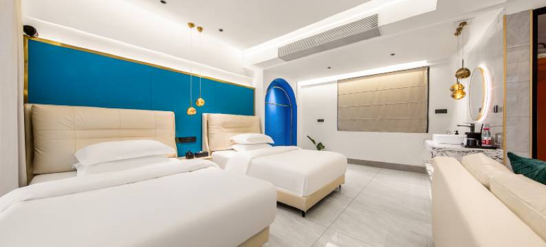 花月酒店(西双版纳景洪告庄西双景星光夜市店)图片