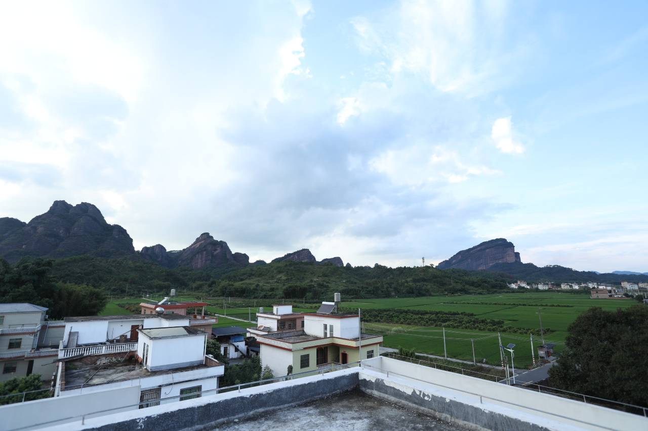 陌野乡宿(丹霞山店)图片